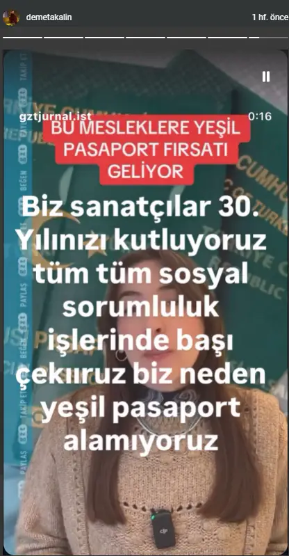Demet Akalın yeşil pasaport konulu paylaşım