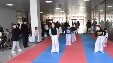 Çocukların şenlikte eğlenceli anları