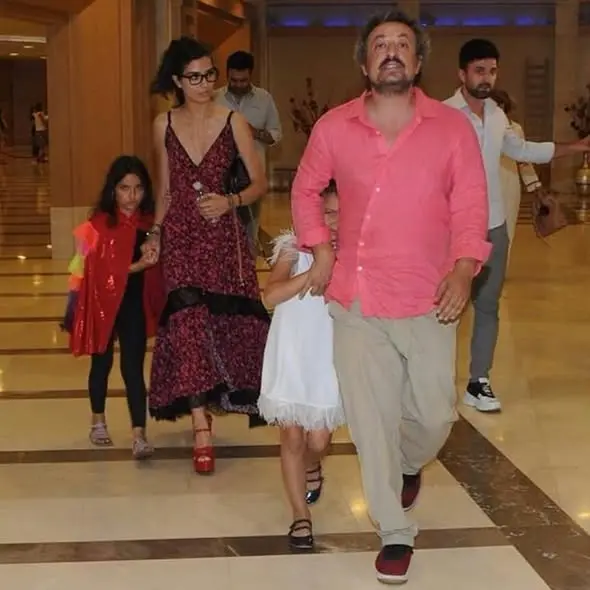 Aile fotoğrafı ve kutlama anı