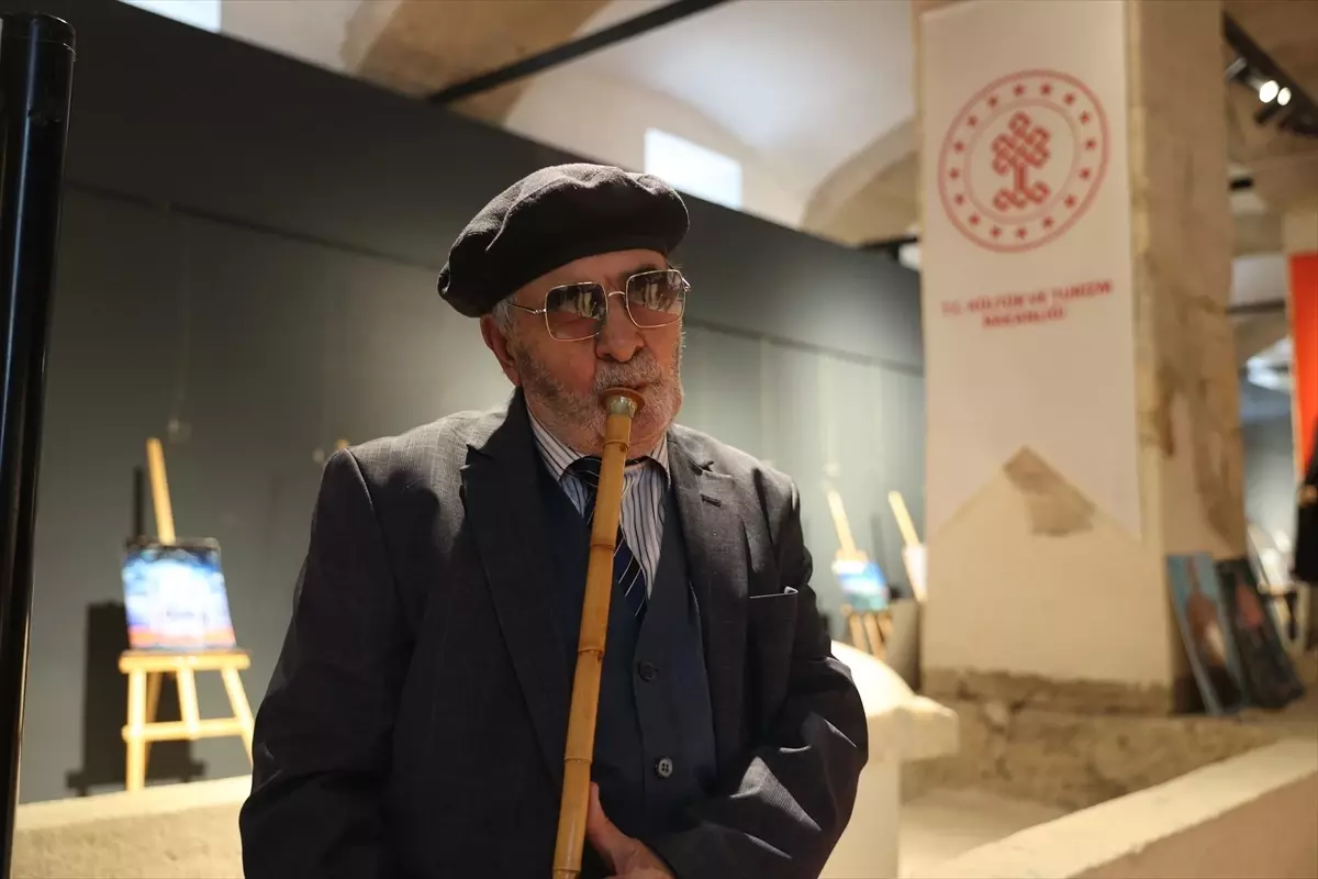 Edirne'de Başmüezzin Yusuf Karabıyık Çengelci'nin Sanat Eserleri Selimiye Camii'nde Buluşuyor