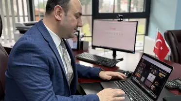 KOSGEB Müdürü Karataş’ın fotoğraf oylaması anı