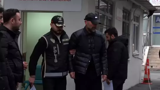 Esat Yontunç gözaltı anı