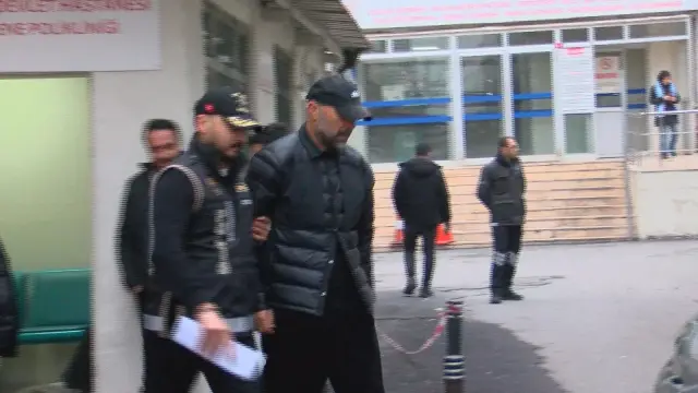 Esat Yontunç'ün ofis içi fotoğrafı