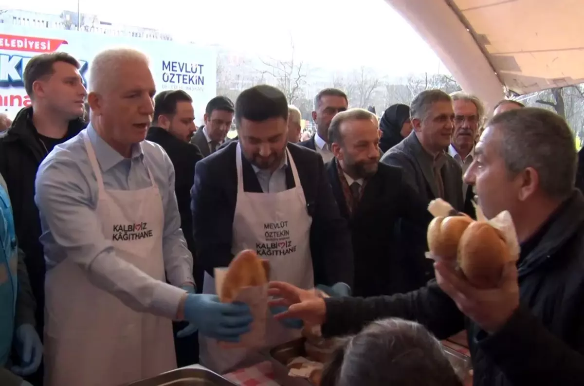 Kağıthane'de 25 Bin Kişiyi Ağırlayan Balık Ekmek Festivali: 6 Ton Yakın Lezzet ve Eğlence