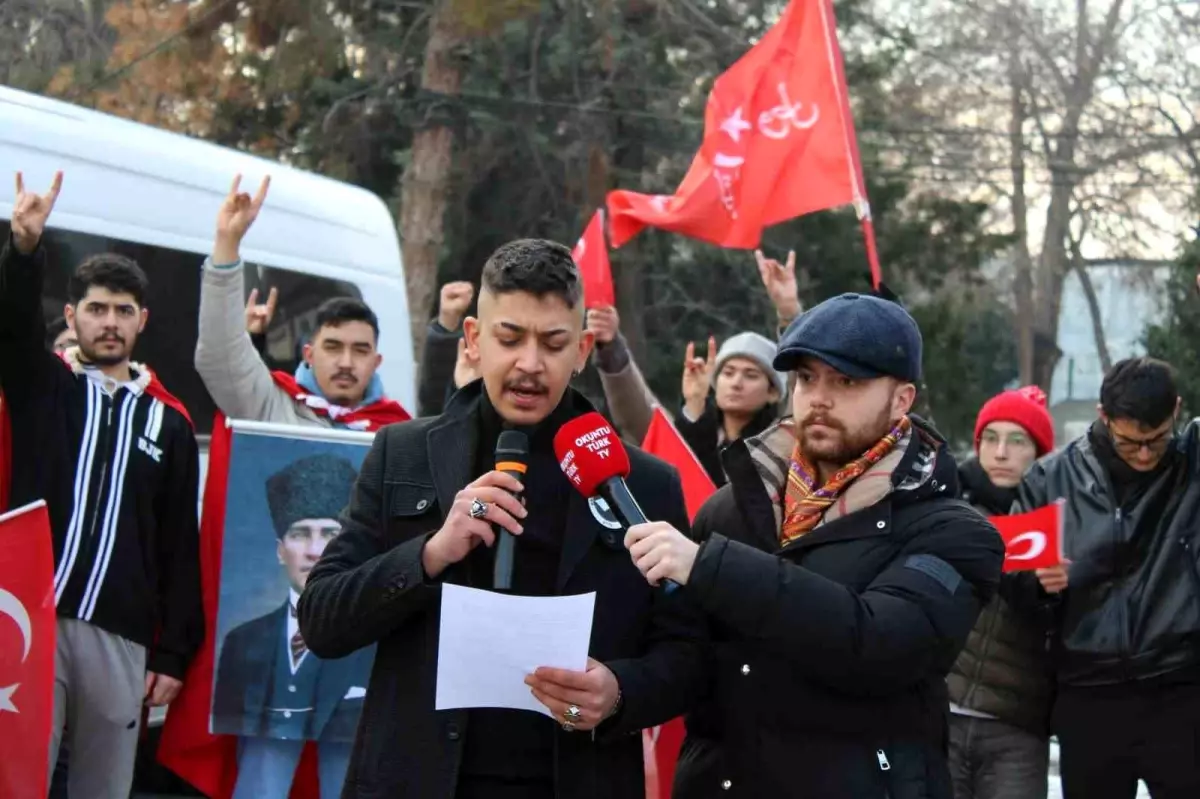 Kayseri'de Dernekler Mardin Bayrak Saldırısına Karşı Ortak Protesto Düzenledi