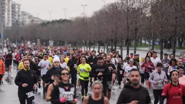 Koşuda yarışan sporcular