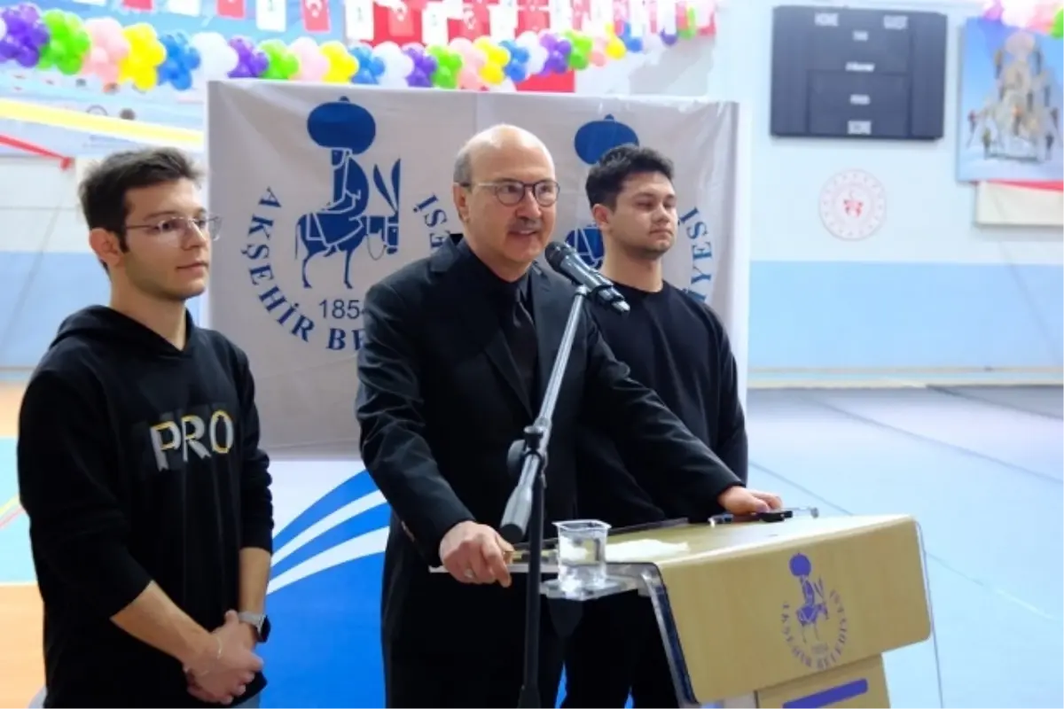 Akşehir Üniversitelileri Kış Şenliği Coşkusu Başladı