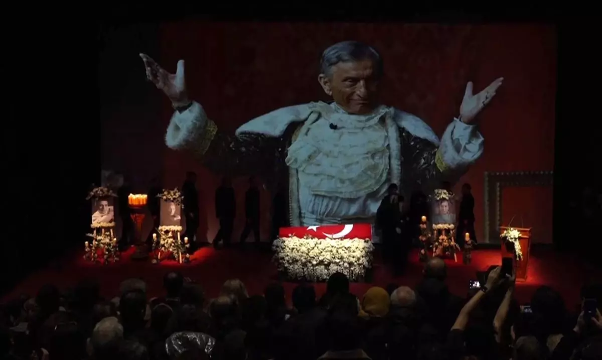 Harbiye Muhsin Ertuğrul Sahnesi’nde Haldun Dormen’e Anlamlı Veda Töreni