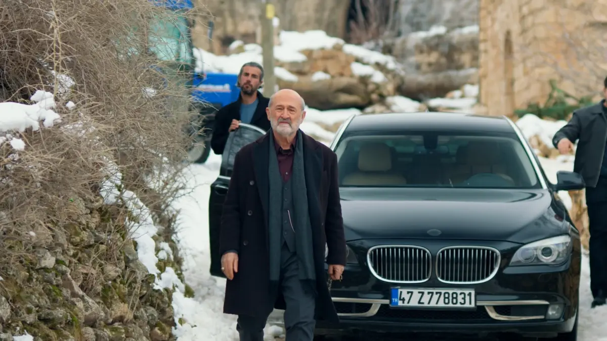 Uzak Şehir'de Cihan ve Boran Arasındaki Çatışma Tırmanıyor