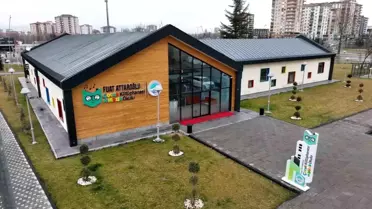 Kayseri Büyükşehir Belediyesi'nden Çocuklara Özel Yarıyıl Kutlaması: Kütüphane ve Müzik Okulunda Renkli Etkinlikler