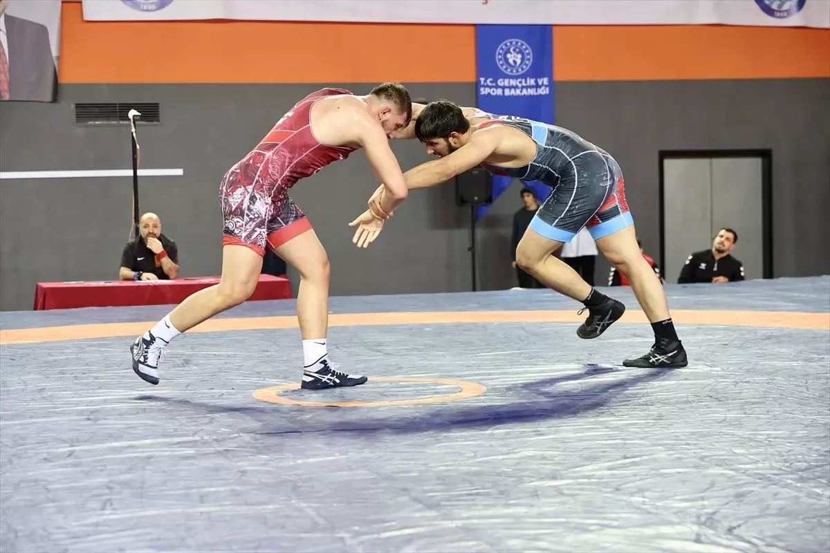 Trabzon’da 23 Yaş Altı Türkiye Güreş Şampiyonası Açılış Seremonisi Gerçekleşti