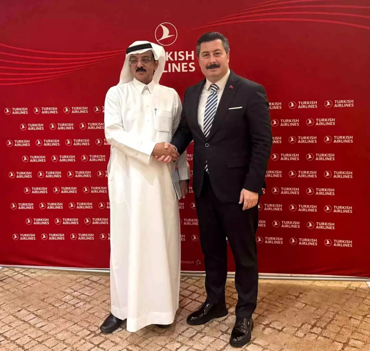 Başkan Özel, Yenişehir'i Suudi Arabistan'da Tanıtmak İçin Cidde'ye Gitti