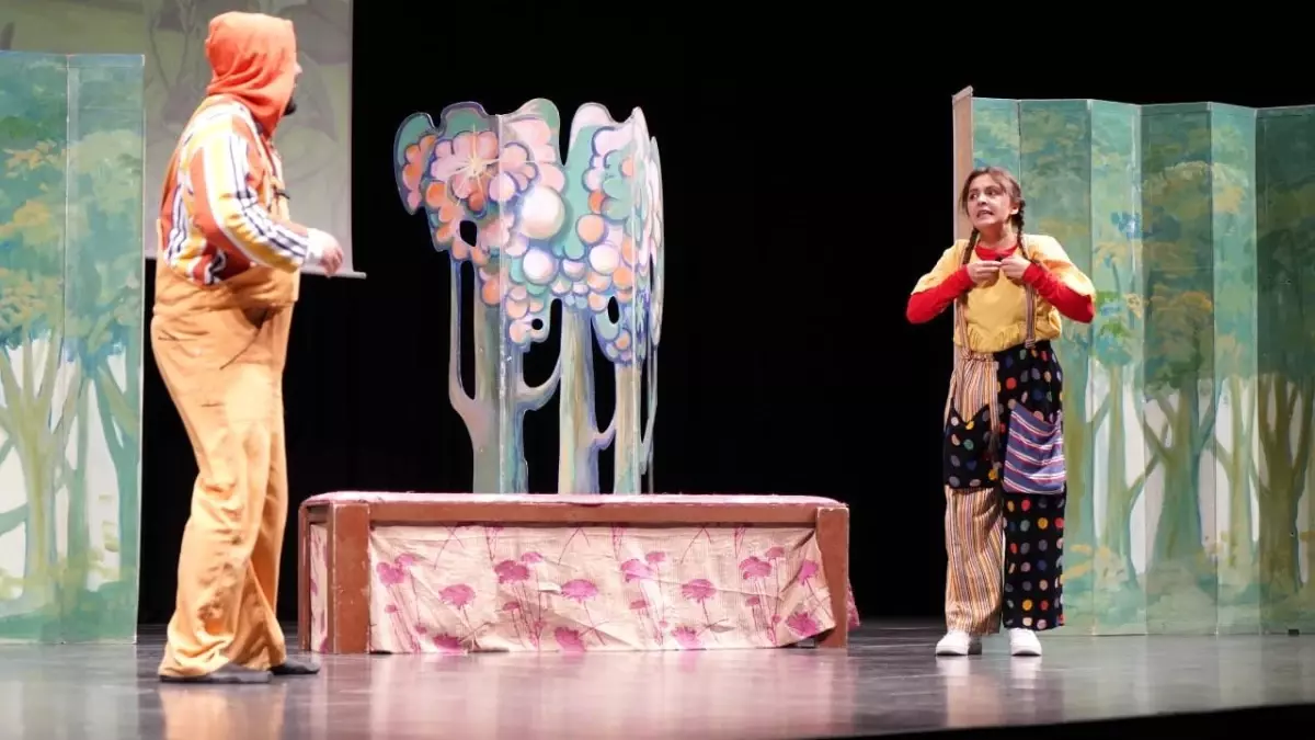 Çayırova’da Ara Tatil Çocukları Tiyatroyla Buluşuyor