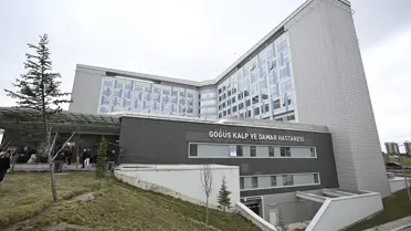 Hakan Taşıyan'ın hastane odasındaki monitörler