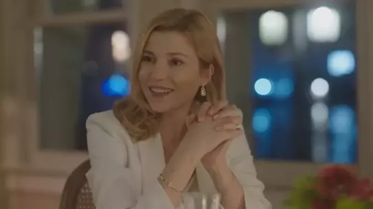 İnci Taneleri setinden bir sahne