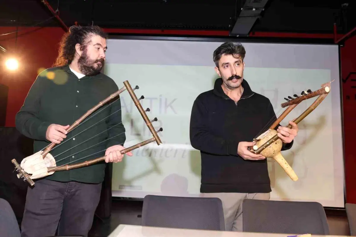 Nilüfer Belediyesi Çocuk Atölyesinde Lir Tasarımlarıyla Yaratıcılık Şöleni