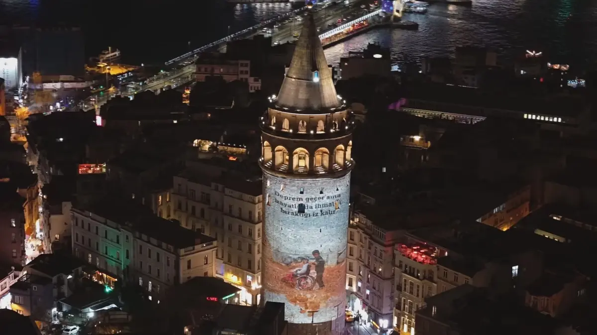 Galata Kulesi'nde Kahramanmaraş Depremi Yıl Dönümü Anması