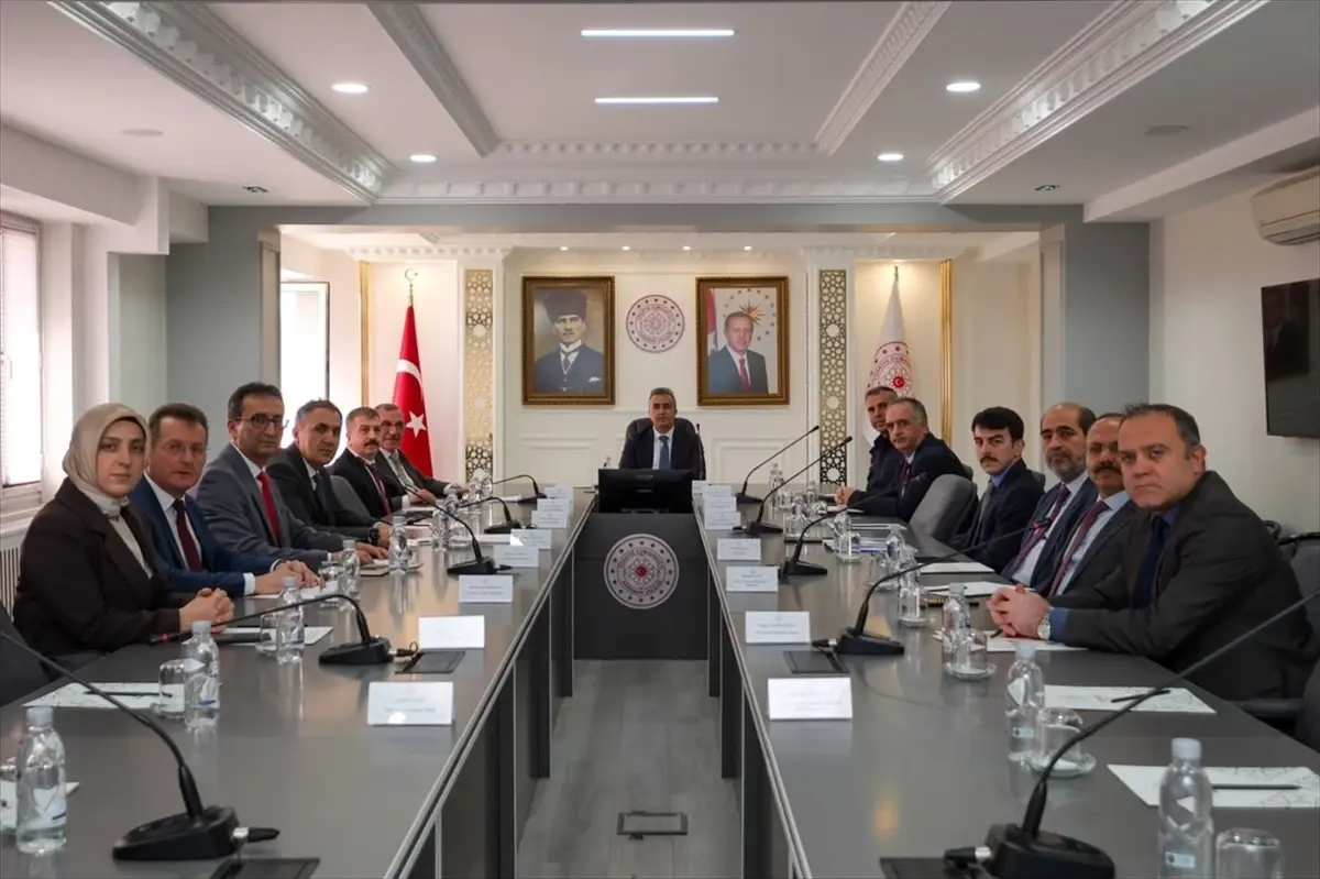 Karaman’da 749. Türk Dil Bayramı Hazırlık Toplantısı Gerçekleşti