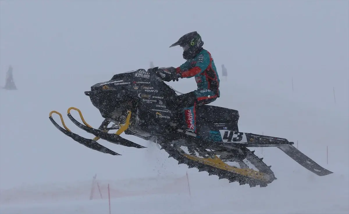 Rize Güneysu’da Kar Motosikleti Şampiyonası Heyecanı Artıyor