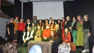 Tiyatro sahnesi Mudanya’da