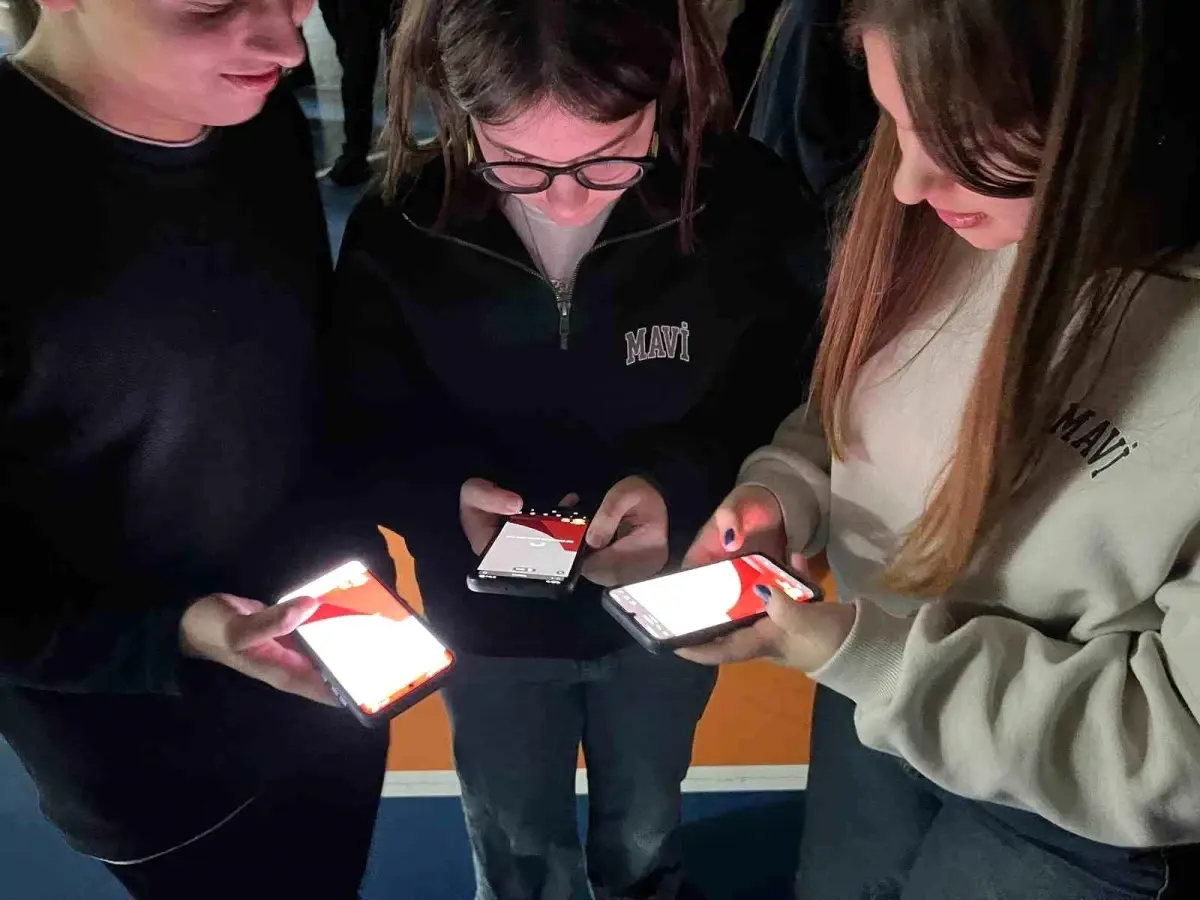 Düzce Gençlik Kış Kulübü’nden Renkli Müzik Gecesi