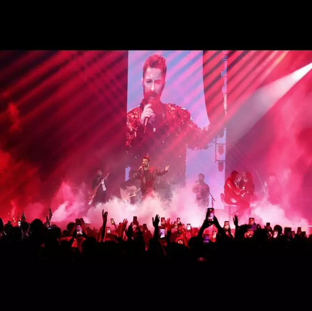 Hayran havlu alırken