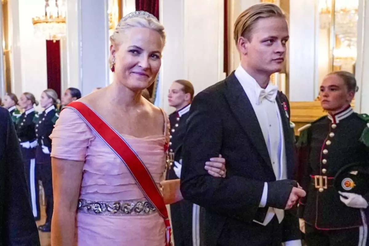 Norveç Veliaht Prensesi Mette-Marit'in Oğlu Oslo’da Gözaltına Alındı