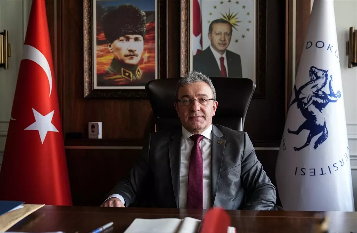 Rektör Bayram Yılmaz'ın 2025 Yılın Kareleri Oylamasındaki Seçimleri Açıklandı