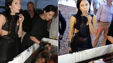 Lady Gaga ve Marina Abramović'un Watermill Center'daki fotoğrafı