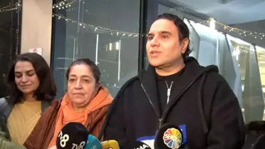 Gülben Ergen ve hayranlar Fatih Ürek'in mezarı başında