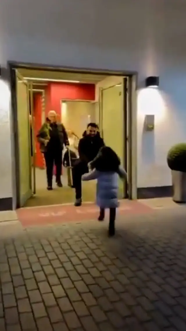 Tarkan ve Liya duygusal an