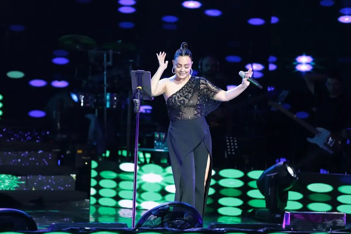 Ebru Gündeş, Riyad’da 15 Bin İzleyiciye 20 Milyon TL Sahne Ücretiyle Şaşkınlık Yarattı