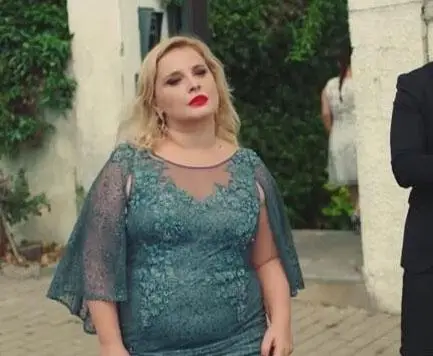 Gözde Seda Altuner spor salonunda