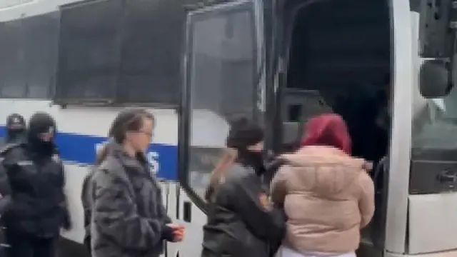 Baskın sırasında güvenlik ekipleri