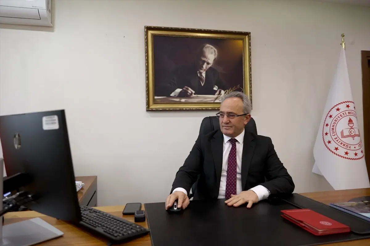 Edirne Milli Eğitim Müdürü Alireisoğlu, Yılın Kareleri Yarışmasında Jüri Üyesi Olarak Seçildi