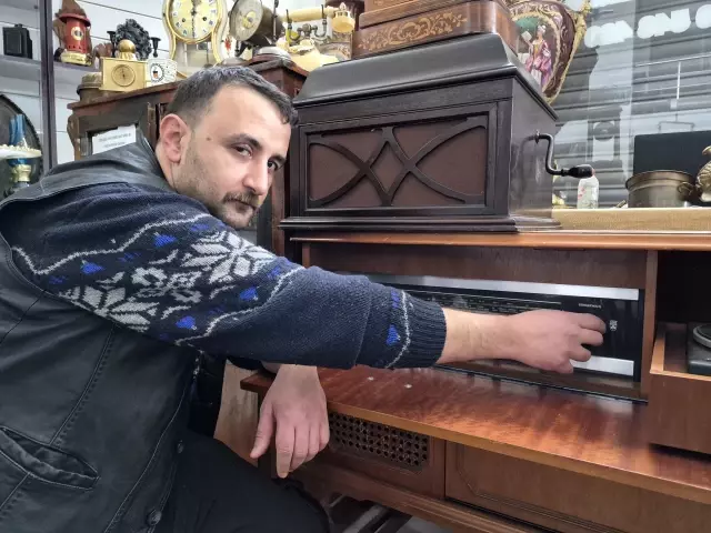 Bayram Gaspak çalışma anı