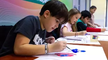 Bursa’da Çocuklar Bir Günlüğüne Ressam Oluyor