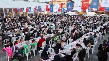 Kocaeli Büyükşehir Belediyesi'nden Ramazan Coşkusu: Çadırlar, İftar Sofraları ve Sahne Şovları