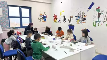 Düzce'de Çocuklar İçin Resim Kursu Büyük İlgi Topladı