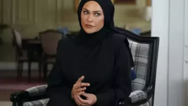 Hülya Avşar’ın “Aynı Yağmur Altında” Dizisinde Filtre Kullanımına Dair Çekinceler Sosyal Medyada Yankı Buldu